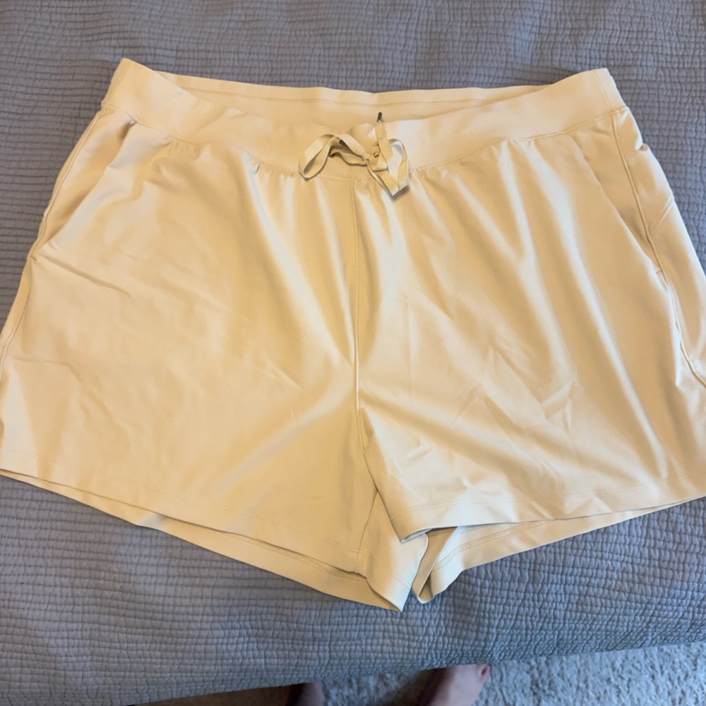 Ivory Drawstring Athletic Women’s Shorts